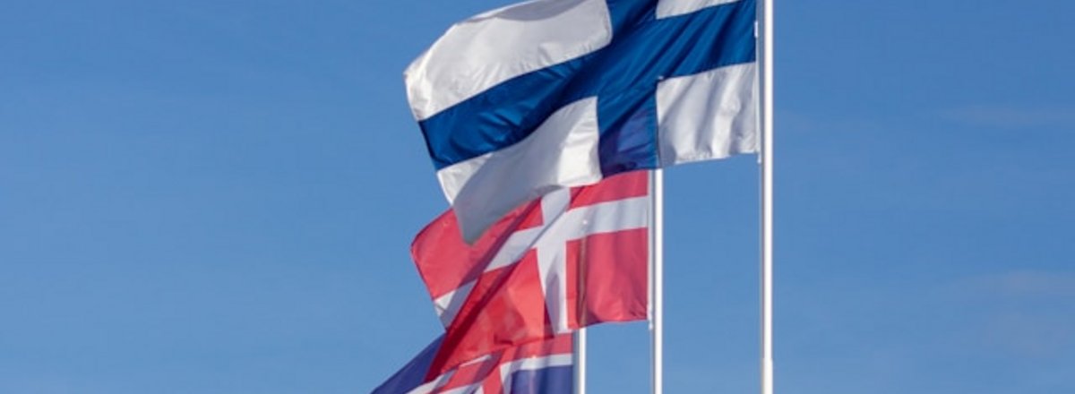 Decorative element: Nordic flags in the wind